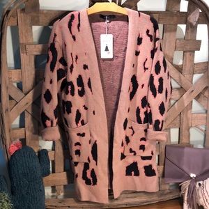 Chunky pink/taupe & black leopard cardigan